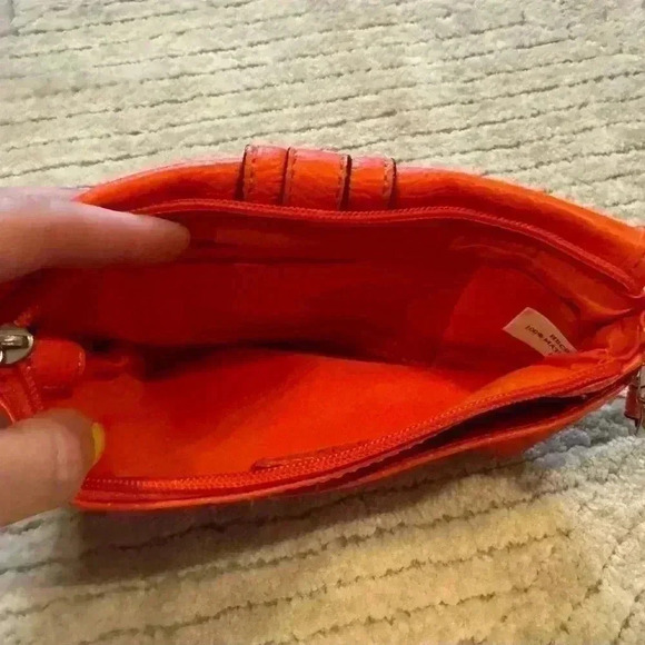 Chaps orange clutch wallet - Picture 3 of 6